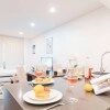 Отель A20 Darling Harbour 2 Bdr Apt, фото 12