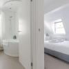 Отель Bright & Airy 1 Bedroom Apartment in Central London, фото 10