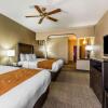 Отель Comfort Suites Bakersfield, фото 4