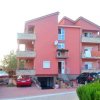 Отель Apartments Marta в Целине