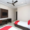 Отель OYO 15861 Hotel Shivganga Comfort Zone, фото 3