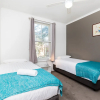 Отель AMAL, 1BDR North Melbourne Apartment, фото 1