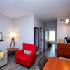 Отель Country Inn & Suites by Radisson, Wilson, NC, фото 3