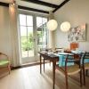 Отель Family Home with Lush Garden And Games Room in the Heart of Artists' Town Bergen, фото 10