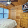 Отель Homespun Hospitality by Heritage Cabin Rentals, фото 5