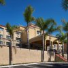 Отель Holiday Inn Express San Diego South - National City, an IHG Hotel в Нешнел-Сити