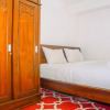 Отель Comfy and Beautiful 1BR at Tamansari The Hive Apartment, фото 4