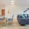 Отель Spacious luxury 2 Bed Apartment by 7 Seas Property Serviced Accommodation Maidenhead with Parking an, фото 13