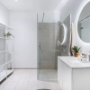 Отель Sanders Leaves - Chic 3-bdr Apt With City View, фото 20