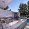 Отель Sunset apartment with private pool and jacuzzi, фото 6