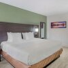 Отель Quality Inn & Suites Orlando East - UCF Area, фото 18