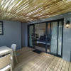 Отель Capricorn Studio One - 150m to Solar Beach, Patio & Braai, Wifi, DSTV & Netflix, фото 8