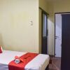 Отель RedDoorz near Surabaya Town Square, фото 6