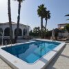 Отель Luxurious Villa in La Escuera with Swimming Pool, фото 3