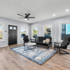 Отель Inviting 4br/2.5ba Downtown Home With Ample Space!, фото 2