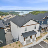 Отель Hilltop Haven at Table Rock - Lake Views & Nearby Bransons Best Attractions, фото 1