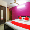 Отель OYO 22116 Savera Inn Lodge, фото 3