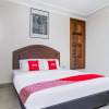 Отель OYO 90376 Centre Point Hotel, фото 47