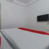 Отель Oyo 49701 Abhi Residency White House, фото 5