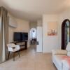 Отель Luxury Apartment+Pool P69 Next To the Beach, фото 7