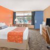 Отель Howard Johnson Inn And Suites Columbus, фото 10