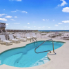 Отель Gulf Shores Duplex B Beachfront Pool 4bd, фото 35