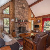 Отель River Chalet - Three Bedroom Cabin, фото 2