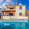 Отель Spacious Holiday Home in Pula With Pool, фото 1