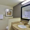 Отель Courtyard by Marriott Clarksville, фото 9
