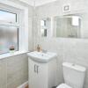 Отель Orion House - sleeps 6, driveway, garden, фото 11