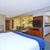 Отель Holiday Inn Express Hotel & Suites Wabash, an IHG Hotel, фото 5