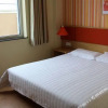 Отель Home Inn (Weihai Wanda Plaza Haibin Road Crown Bathing Beach), фото 4