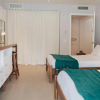 Отель Tides Inn Hotel, фото 2