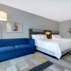 Отель Holiday Inn Express And Suites Glendale Downtown, an IHG Hotel, фото 9