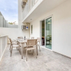 Отель Cosy Apartment Steps to St George's Bay, фото 12