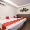 Отель RedDoorz near Giap Bat, фото 2