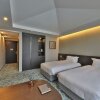 Отель Camphortree Hotel & Resort, фото 1