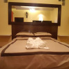 Отель Mactan Breeze - Airport Bed and Breakfast, фото 2