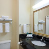 Отель Holiday Inn Express Hotel & Suites Clarksville, an IHG Hotel, фото 8