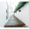 Отель Tranquil 1BR Garden Flat for 2 in Trendy Battersea, фото 12