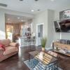 Отель Southtown Classic 3BR/2BA mins from Downtown, фото 3
