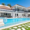 Отель Luxury Villas in Cocotal for Large Group, фото 9