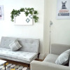 Отель Beautiful Two-bed Apartment With Driveway Parking, фото 7
