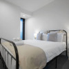 Отель Sumptuous Incredible Cozy 2 Bed Near Cbd, фото 3