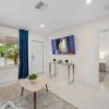 Отель Sunset Bliss - Stylish 1B Retreat in Ft Lauderdale, фото 11