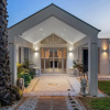 Отель Sunset View Luxury 4 Bedrooms With Sauna, фото 20