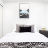 Отель Downtown Toronto Condo near Scotiabank Arena, фото 3