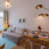 Отель Light Filled Apartment, By TimeCooler, фото 13