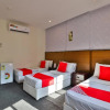 Отель OYO 385 Qamar Residential Units, фото 11