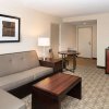 Отель DoubleTree by Hilton Hotel & Suites Charleston Airport, фото 39